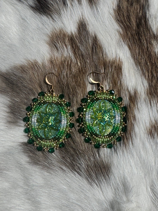 Green starburst